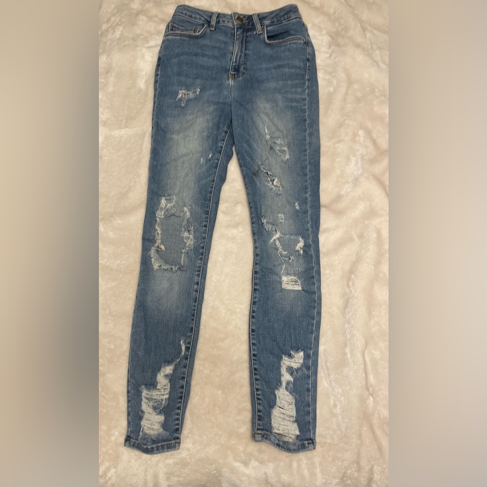 Forever 21, Medium-Washed Ripped High-Rise Mom Jeans, Size 24 W